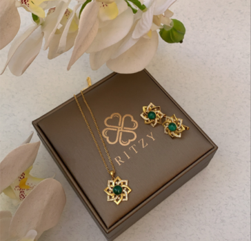 THE DREAM , MALACHITE NECKLACE AND EARRINGS SET