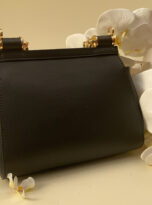 31FC07D8-5426-4463-B7EA-436843D1AD33