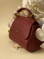 BCFC17FF-BB48-4EE0-B38A-F7E04B6267D4