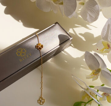 RITZY Signature  - Tiger eye single bracelet