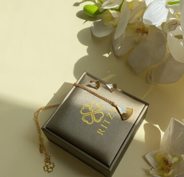 SPIRIT OF LOVE - PEARL SET