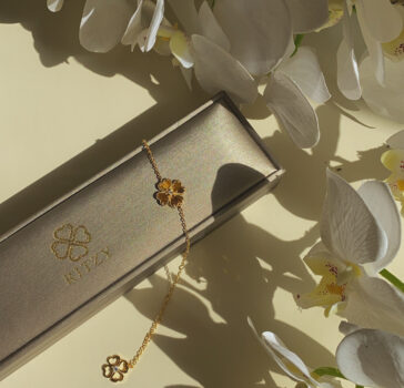 RITZY Signature  - Tiger eye single bracelet