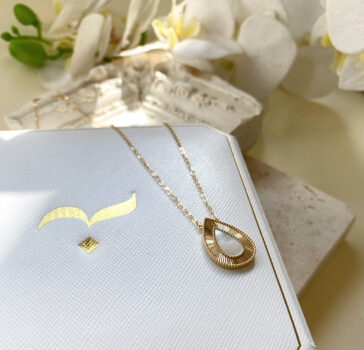 TEARS OF LOVE - 18k gold - PEARL