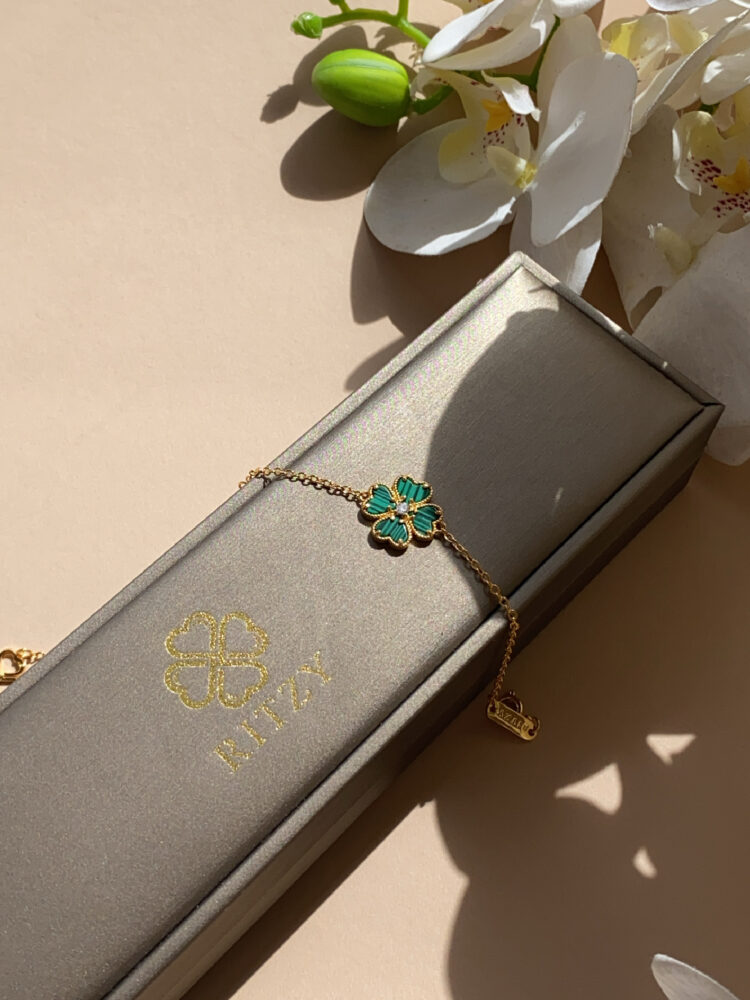 RITZY SIGNATURE - MALACHITE SINGLE FLOWER BRACELET