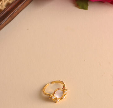 Fleur De Lune - Pearl Ring