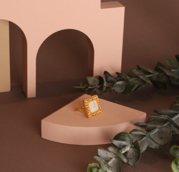 DANA - Pearl square Ring