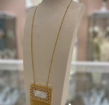 DANA - LONG SQUARE NECKLACE - pearl