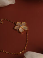 40205354-B512-48B5-9182-B42ED4856C2B