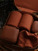 7D013572-DB77-4AF9-A4EE-7FA3953798FB