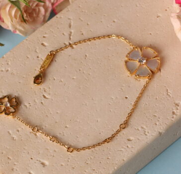 Daisy - Pearl Bracelet