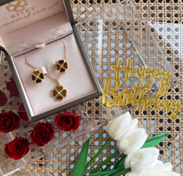 Birthday gift box - signature tiger eye set