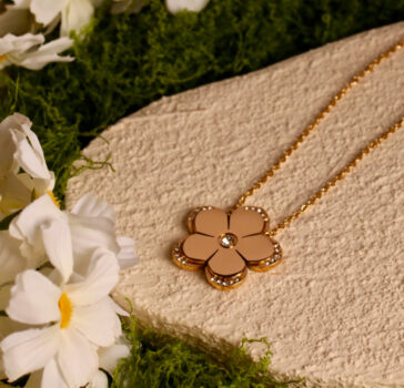 LORA - Long Necklace