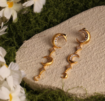 THE STAR- Long Earrings