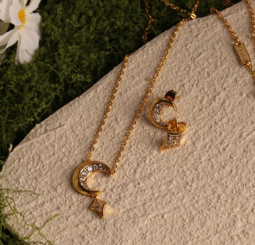 THE STAR- Earrings & Necklace SET