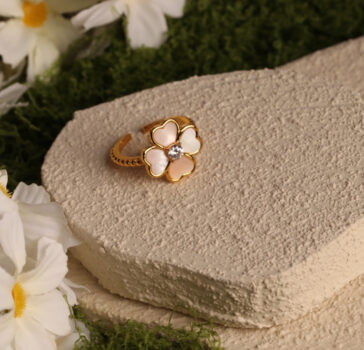 Flower of Pearl Ring - Full Pearl