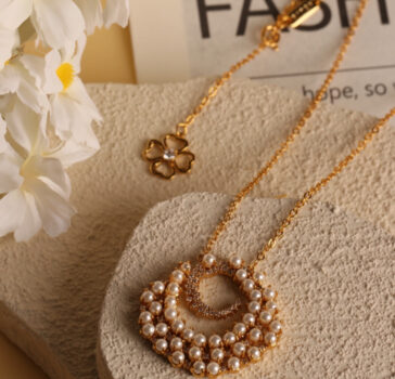 Pearl glow - Long necklace